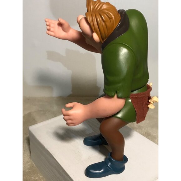 Disneys Hunchback Of Notre Dame Figurine Set Book  Clopin Puppet Drum McDonald's - Picture 6 of 9